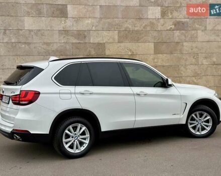 Белый БМВ Х5, объемом двигателя 2 л и пробегом 132 тыс. км за 31800 $, фото 11 на Automoto.ua