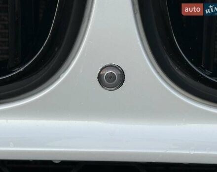 Білий БМВ Х5, об'ємом двигуна 3 л та пробігом 173 тис. км за 25500 $, фото 33 на Automoto.ua