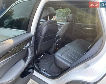 Білий БМВ Х5, об'ємом двигуна 3 л та пробігом 179 тис. км за 37200 $, фото 7 на Automoto.ua