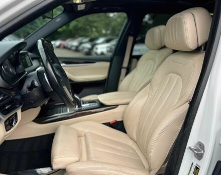 Белый БМВ Х5, объемом двигателя 3 л и пробегом 45 тыс. км за 11500 $, фото 9 на Automoto.ua