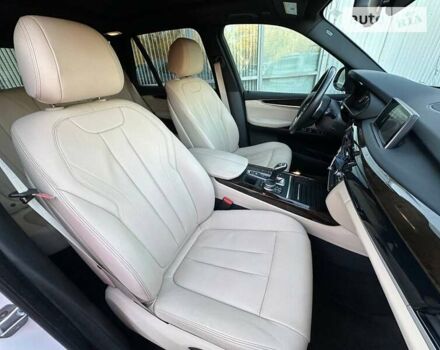 Білий БМВ Х5, об'ємом двигуна 2.98 л та пробігом 74 тис. км за 30900 $, фото 28 на Automoto.ua