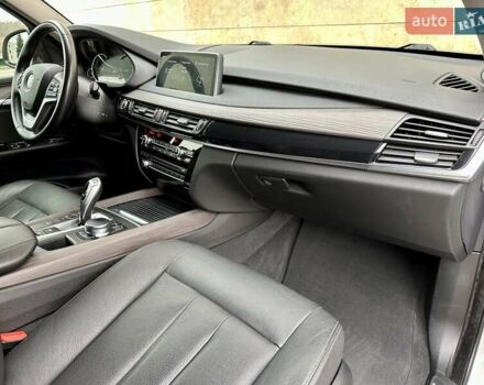 Белый БМВ Х5, объемом двигателя 2 л и пробегом 132 тыс. км за 31800 $, фото 92 на Automoto.ua