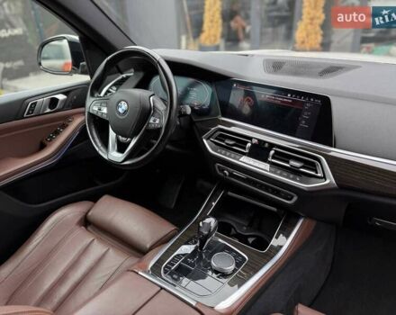 Белый БМВ Х5, объемом двигателя 3 л и пробегом 94 тыс. км за 49999 $, фото 22 на Automoto.ua