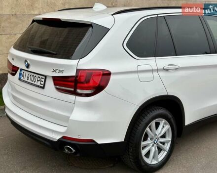 Белый БМВ Х5, объемом двигателя 2 л и пробегом 132 тыс. км за 31800 $, фото 52 на Automoto.ua