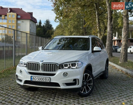 Белый БМВ Х5, объемом двигателя 2 л и пробегом 110 тыс. км за 28700 $, фото 1 на Automoto.ua