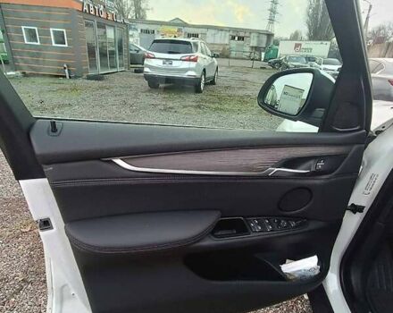 Белый БМВ Х5, объемом двигателя 2 л и пробегом 112 тыс. км за 25500 $, фото 9 на Automoto.ua