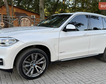 Белый БМВ Х5, объемом двигателя 2.99 л и пробегом 218 тыс. км за 32900 $, фото 1 на Automoto.ua
