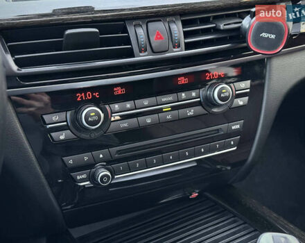 Белый БМВ Х5, объемом двигателя 3 л и пробегом 96 тыс. км за 41888 $, фото 9 на Automoto.ua