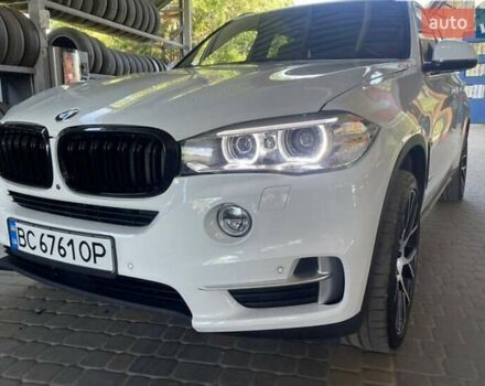 Белый БМВ Х5, объемом двигателя 3 л и пробегом 79 тыс. км за 37000 $, фото 4 на Automoto.ua