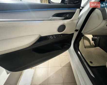 Белый БМВ Х5, объемом двигателя 3 л и пробегом 130 тыс. км за 40000 $, фото 20 на Automoto.ua