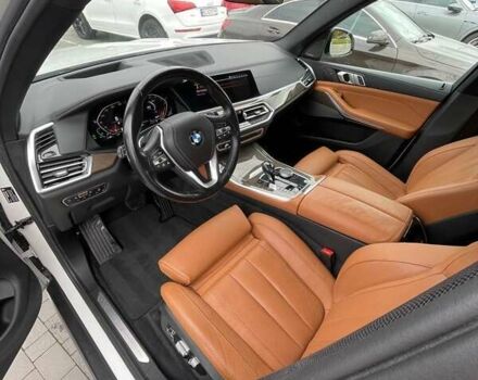 Белый БМВ Х5, объемом двигателя 3 л и пробегом 211 тыс. км за 37900 $, фото 9 на Automoto.ua