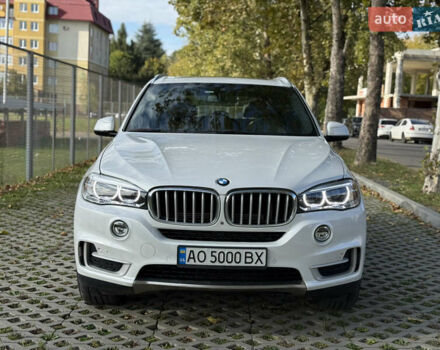 Белый БМВ Х5, объемом двигателя 2 л и пробегом 110 тыс. км за 28700 $, фото 6 на Automoto.ua