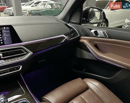 Білий БМВ Х5, об'ємом двигуна 3 л та пробігом 136 тис. км за 56000 $, фото 43 на Automoto.ua