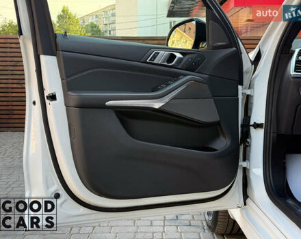 Білий БМВ Х5, об'ємом двигуна 3 л та пробігом 99 тис. км за 53000 $, фото 21 на Automoto.ua