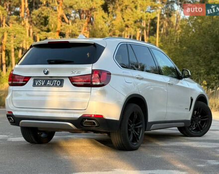 Белый БМВ Х5, объемом двигателя 3 л и пробегом 96 тыс. км за 41888 $, фото 39 на Automoto.ua