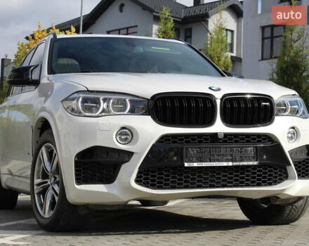 Белый БМВ Х5, объемом двигателя 3 л и пробегом 200 тыс. км за 36900 $, фото 6 на Automoto.ua