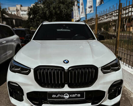 Белый БМВ Х5, объемом двигателя 3 л и пробегом 80 тыс. км за 45900 $, фото 1 на Automoto.ua
