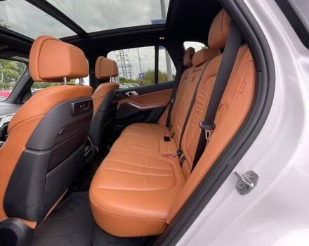 Белый БМВ Х5, объемом двигателя 3 л и пробегом 211 тыс. км за 37900 $, фото 29 на Automoto.ua