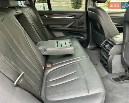 Белый БМВ Х5, объемом двигателя 2 л и пробегом 132 тыс. км за 31800 $, фото 86 на Automoto.ua