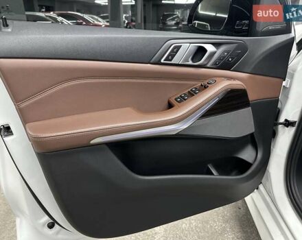 Білий БМВ Х5, об'ємом двигуна 3 л та пробігом 136 тис. км за 56000 $, фото 22 на Automoto.ua