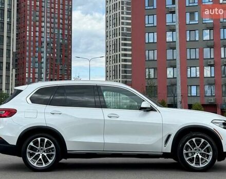 Белый БМВ Х5, объемом двигателя 3 л и пробегом 92 тыс. км за 47900 $, фото 7 на Automoto.ua