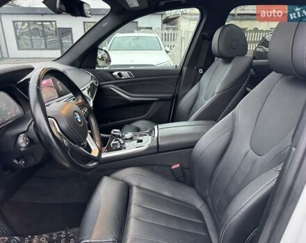 Белый БМВ Х5, объемом двигателя 3 л и пробегом 62 тыс. км за 50900 $, фото 38 на Automoto.ua
