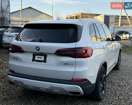 Белый БМВ Х5, объемом двигателя 3 л и пробегом 162 тыс. км за 34200 $, фото 4 на Automoto.ua