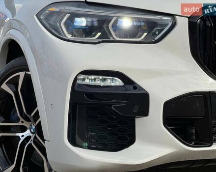 Белый БМВ Х5, объемом двигателя 3 л и пробегом 117 тыс. км за 59900 $, фото 4 на Automoto.ua