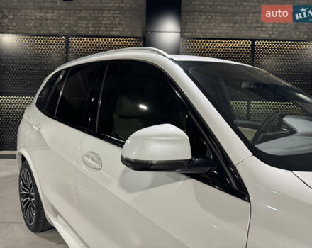 Белый БМВ Х5, объемом двигателя 3 л и пробегом 114 тыс. км за 49900 $, фото 28 на Automoto.ua