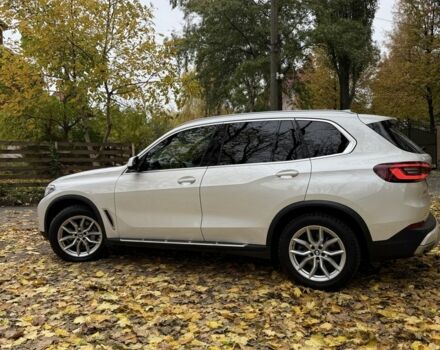 Белый БМВ Х5, объемом двигателя 3 л и пробегом 88 тыс. км за 50000 $, фото 4 на Automoto.ua