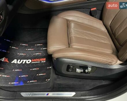 Білий БМВ Х5, об'ємом двигуна 2.99 л та пробігом 73 тис. км за 69700 $, фото 29 на Automoto.ua