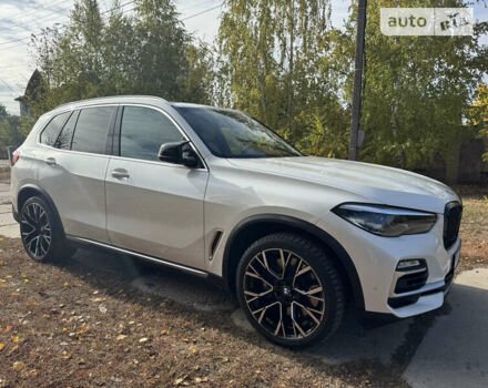 Белый БМВ Х5, объемом двигателя 3 л и пробегом 110 тыс. км за 52000 $, фото 2 на Automoto.ua