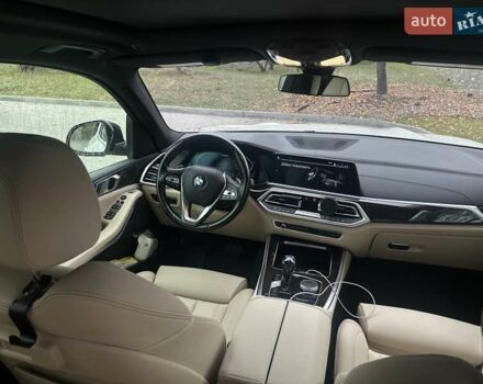 Белый БМВ Х5, объемом двигателя 3 л и пробегом 50 тыс. км за 60000 $, фото 7 на Automoto.ua