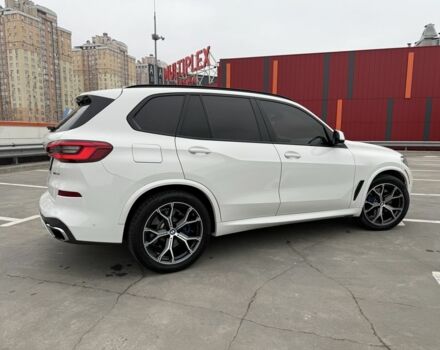 Белый БМВ Х5, объемом двигателя 4.4 л и пробегом 74 тыс. км за 56000 $, фото 4 на Automoto.ua
