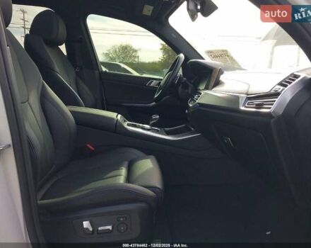 Белый БМВ Х5, объемом двигателя 3 л и пробегом 103 тыс. км за 38570 $, фото 5 на Automoto.ua