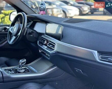 Белый БМВ Х5, объемом двигателя 2.99 л и пробегом 160 тыс. км за 54500 $, фото 28 на Automoto.ua