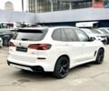Білий БМВ Х5, об'ємом двигуна 2 л та пробігом 193 тис. км за 49500 $, фото 3 на Automoto.ua