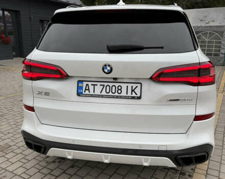 Белый БМВ Х5, объемом двигателя 3 л и пробегом 172 тыс. км за 59500 $, фото 7 на Automoto.ua