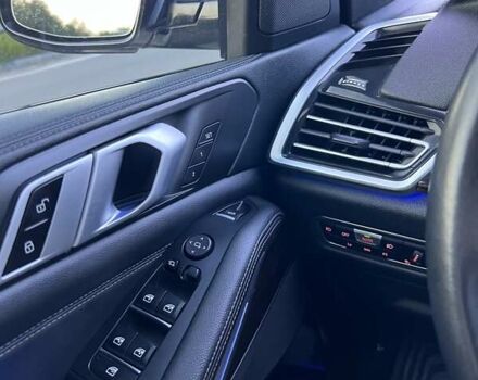 Білий БМВ Х5, об'ємом двигуна 3 л та пробігом 43 тис. км за 52999 $, фото 41 на Automoto.ua