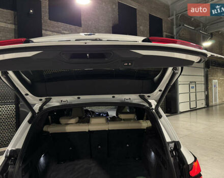 Белый БМВ Х5, объемом двигателя 3 л и пробегом 114 тыс. км за 49900 $, фото 25 на Automoto.ua