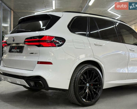 Білий БМВ Х5, об'ємом двигуна 3 л та пробігом 137 тис. км за 49900 $, фото 16 на Automoto.ua