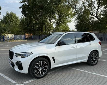 Белый БМВ Х5, объемом двигателя 3 л и пробегом 122 тыс. км за 57500 $, фото 2 на Automoto.ua