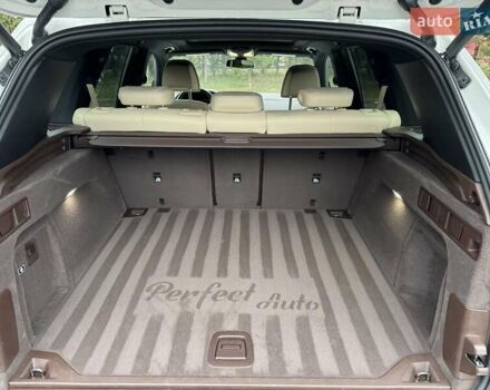 Белый БМВ Х5, объемом двигателя 3 л и пробегом 121 тыс. км за 46900 $, фото 46 на Automoto.ua