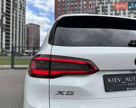 Белый БМВ Х5, объемом двигателя 3 л и пробегом 92 тыс. км за 47900 $, фото 14 на Automoto.ua
