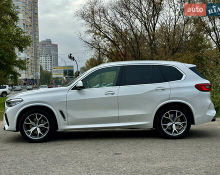 Белый БМВ Х5, объемом двигателя 3 л и пробегом 139 тыс. км за 47950 $, фото 5 на Automoto.ua