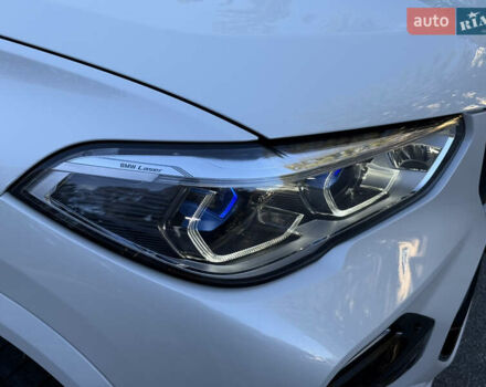 Білий БМВ Х5, об'ємом двигуна 2.99 л та пробігом 170 тис. км за 58499 $, фото 3 на Automoto.ua