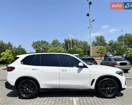 Білий БМВ Х5, об'ємом двигуна 3 л та пробігом 102 тис. км за 43700 $, фото 4 на Automoto.ua