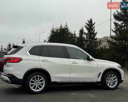 Белый БМВ Х5, объемом двигателя 3 л и пробегом 121 тыс. км за 46900 $, фото 6 на Automoto.ua