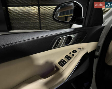 Белый БМВ Х5, объемом двигателя 3 л и пробегом 114 тыс. км за 49900 $, фото 16 на Automoto.ua