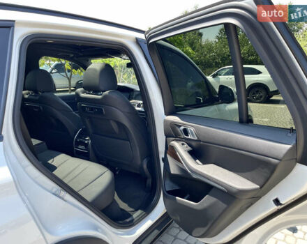 Білий БМВ Х5, об'ємом двигуна 3 л та пробігом 102 тис. км за 43700 $, фото 27 на Automoto.ua